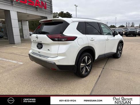 Certified 2024 Nissan Rogue SL w/ SL Premium Package image 10
