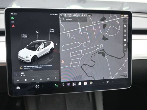 Used 2023 Tesla Model Y Performance AWD/4WD image 17