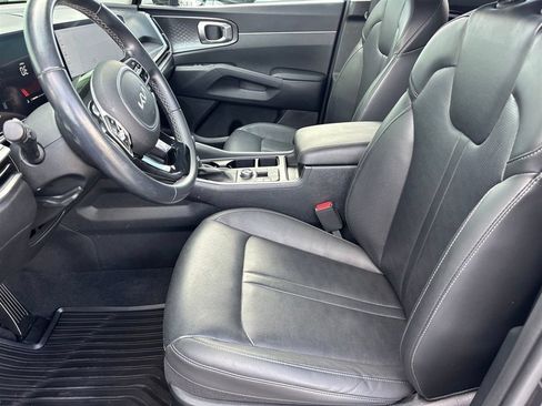 Used 2025 Kia Sorento S w/ Panoramic Sunroof Package FWD image 13