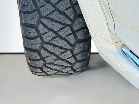 Used 2021 Toyota 4Runner Limited image 42