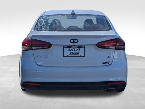 Used 2017 Kia Forte S w/ S Technology Package image 3