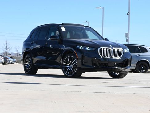 Used 2026 BMW X5 xDrive40i w/ M Sport Package AWD/4WD image 1