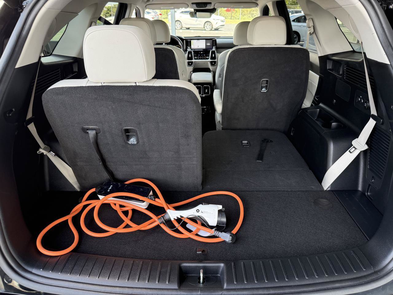 Used 2022 Kia Sorento AWD SX Prestige Plug-In Hybrid image 47