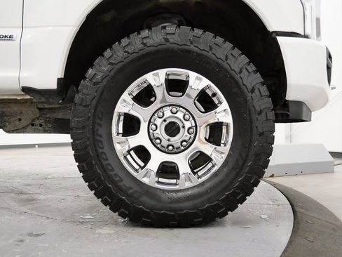 Used 2021 Ford F250 Platinum image 39