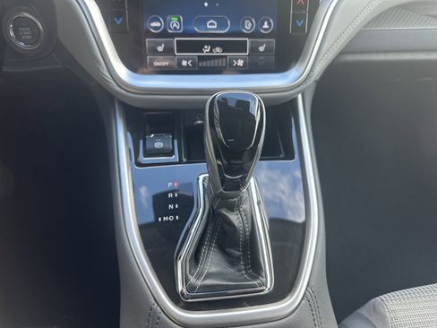 Used 2023 Subaru Outback Premium image 17