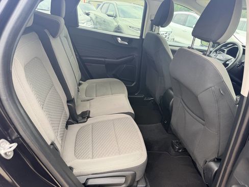 Used 2021 Ford Escape SE FWD image 15