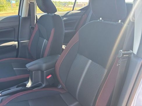 New 2025 Nissan Versa SR w/ Trunk Package image 9