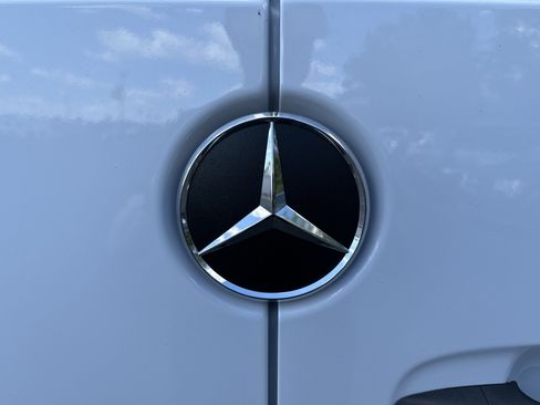 New 2026 Mercedes-Benz Sprinter 2500 image 31