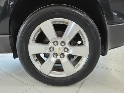 Used 2010 Chevrolet Traverse LTZ AWD/4WD image 11
