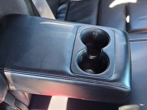 Used 2021 Jeep Grand Cherokee Limited image 17