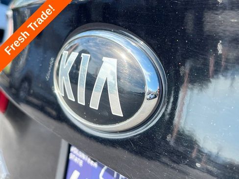Used 2018 Kia Forte LX w/ LX Popular Package FWD image 9