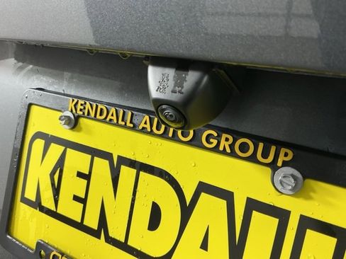 Used 2025 Ford Escape Active w/ Active Premium Tech Pack image 9