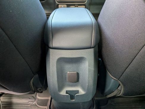 Used 2024 Ford Maverick XL image 29