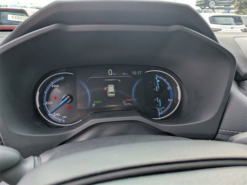 Used 2025 Toyota RAV4 XLE image 15