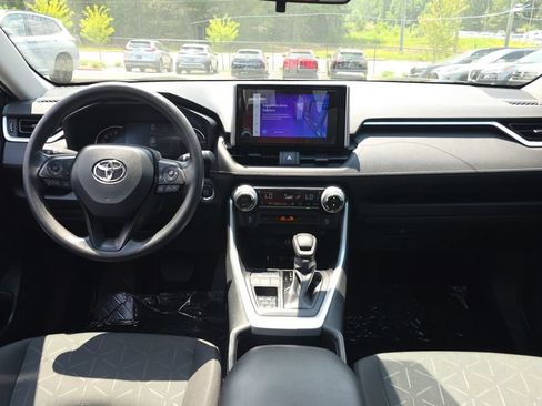 Used 2024 Toyota RAV4 XLE w/ Convenience Package FWD image 25