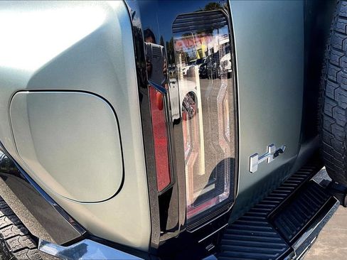 Used 2024 GMC Hummer EV 3X AWD/4WD image 23