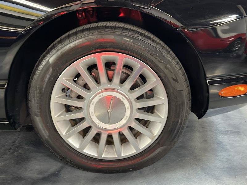 Used 2005 Ford Thunderbird RWD image 19