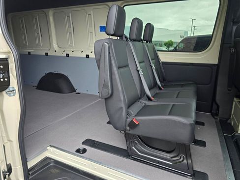New 2026 Mercedes-Benz Sprinter 2500 image 19