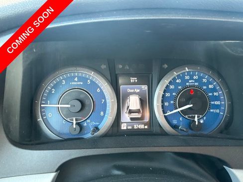 Used 2017 Toyota Sienna XLE FWD image 26