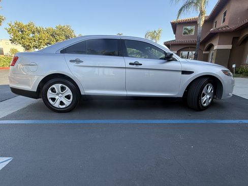 Used 2018 Ford Taurus Police Interceptor FWD image 6
