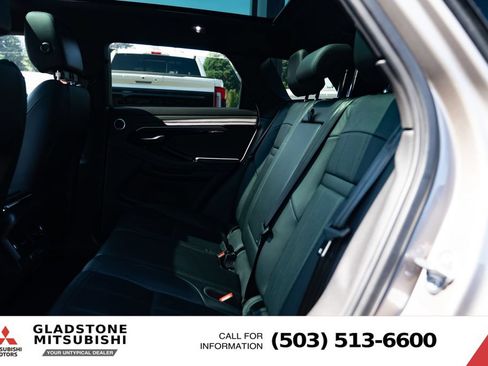 Used 2022 Land Rover Range Rover Evoque R-Dynamic S AWD/4WD image 19