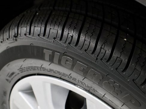 Certified 2020 Ford Transit Connect XL image 19