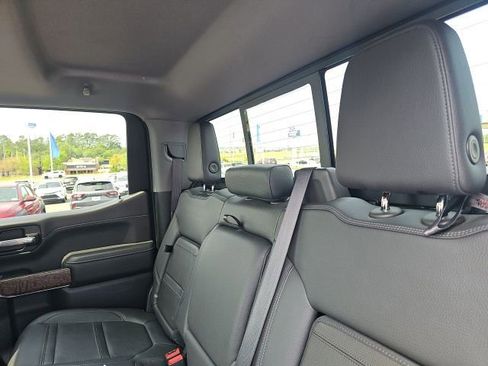 Used 2022 GMC Sierra 1500 Denali w/ Denali Premium Package image 13