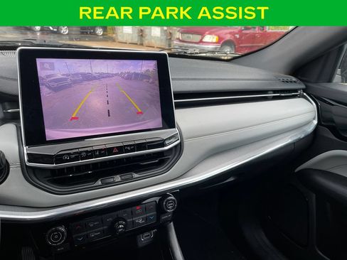 Used 2023 Jeep Compass Limited AWD/4WD image 16