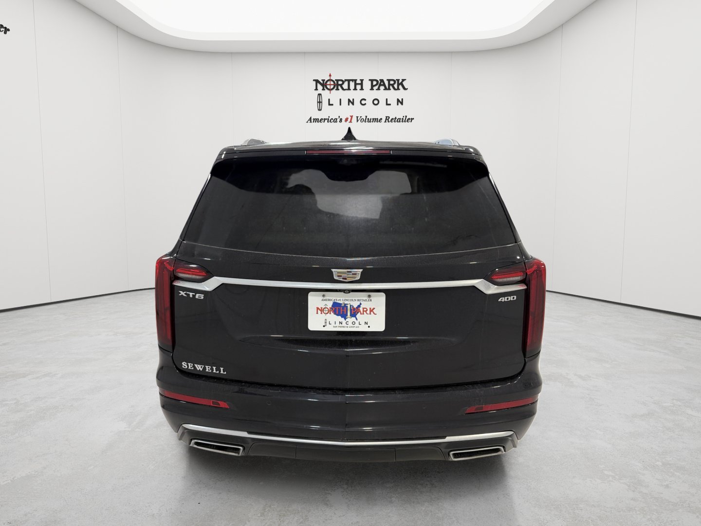 Used 2020 Cadillac XT6 Premium Luxury FWD image 4