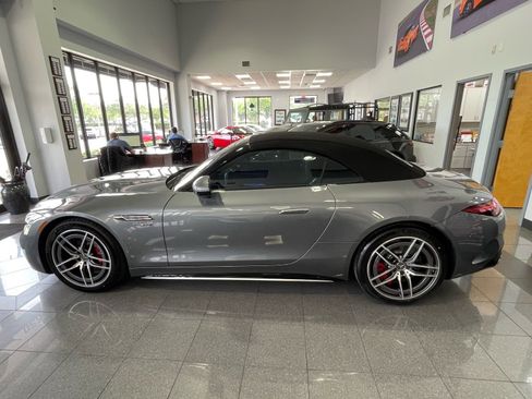 Used 2024 Mercedes-Benz SL 55 AMG 4MATIC image 5