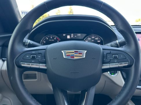 Used 2025 Cadillac CT4 Luxury w/ Sun And Sound Package RWD image 29