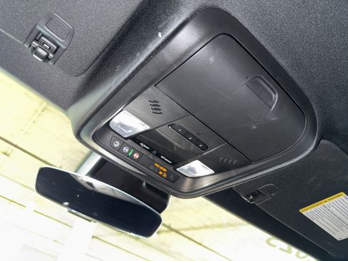 Used 2023 Cadillac XT4 Sport image 31