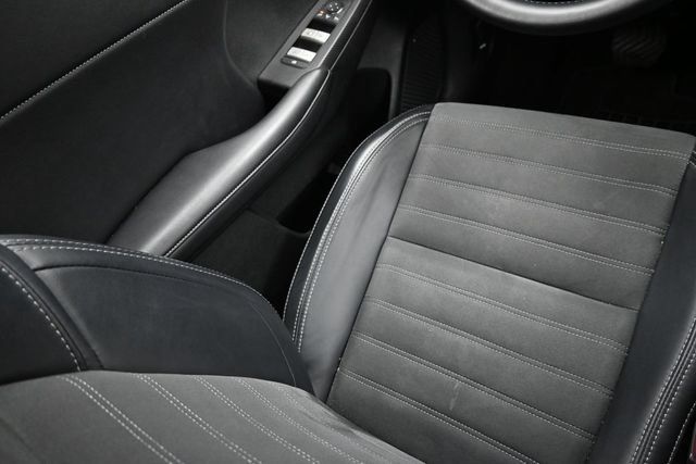 Used 2025 Mitsubishi Outlander SE FWD image 10
