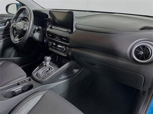 Used 2022 Hyundai Kona Limited image 31