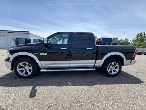 Used 2014 RAM 1500 Laramie w/ Trailer Tow Group AWD/4WD image 3