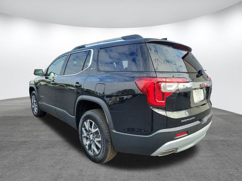 Used 2023 GMC Acadia SLT w/ Preferred Package image 5
