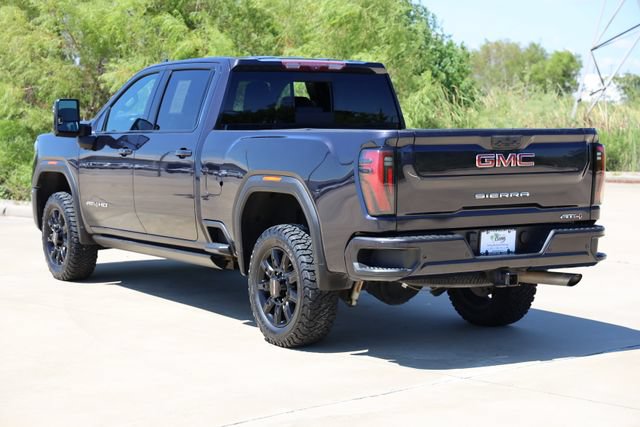 Used 2024 GMC Sierra 2500 AT4 w/ Technology Package AWD/4WD image 6