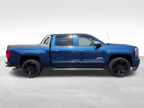 Used 2017 Chevrolet Silverado 1500 High Country w/ High Desert Package AWD/4WD image 6