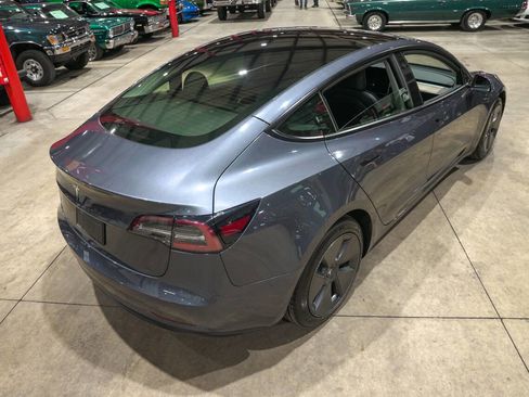 Used 2023 Tesla Model 3 Standard Range RWD image 17