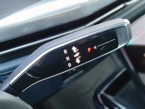 Used 2025 Cadillac Escalade IQ Sport 2 image 25