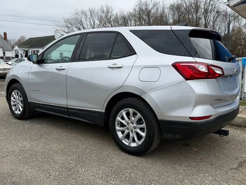 Used 2020 Chevrolet Equinox LS w/ LS Convenience Package FWD image 8