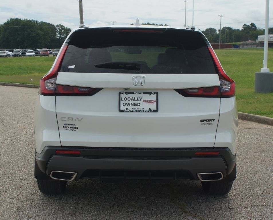 Used 2024 Honda CR-V Sport Touring image 3