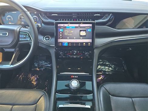 Used 2023 Jeep Grand Cherokee Overland w/ Trailer Tow Prep Group (B) image 13