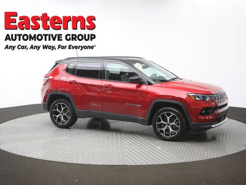 Used 2025 Jeep Compass Limited AWD/4WD image 48