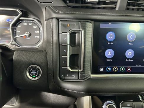 Used 2021 GMC Yukon Denali w/ Denali Premium Package AWD/4WD image 20