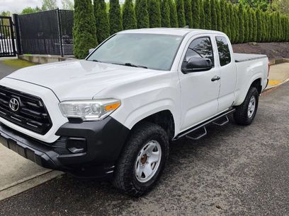 Used 2016 Toyota Tacoma SR