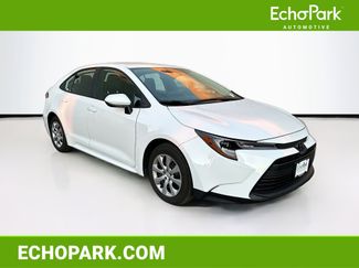 Used 2025 Toyota Corolla LE video 1