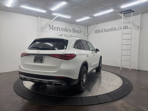 Used 2026 Mercedes-Benz GLC 300 image 7
