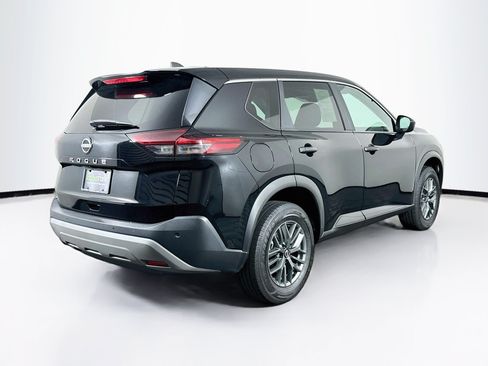 Used 2023 Nissan Rogue S FWD image 9