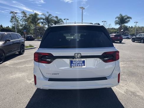New 2026 Honda Odyssey EX-L image 5